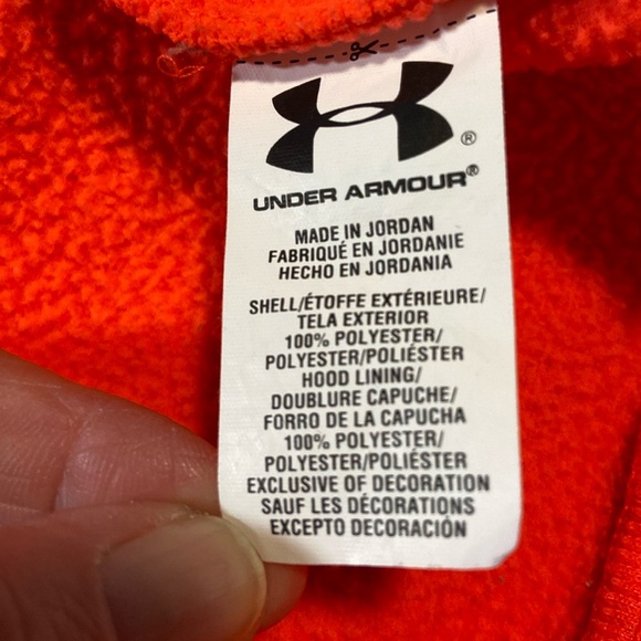 Hoodie by Under Armour Brand. EUC! - Picture 13 of 16
